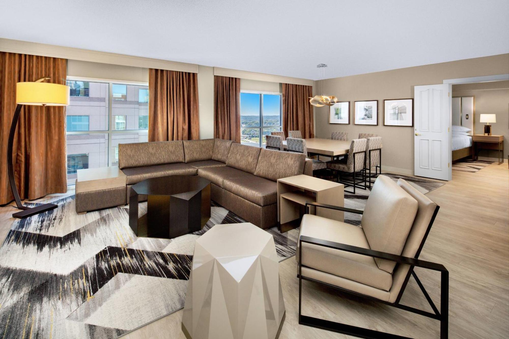 Sheraton Raleigh Hotel Kültér fotó