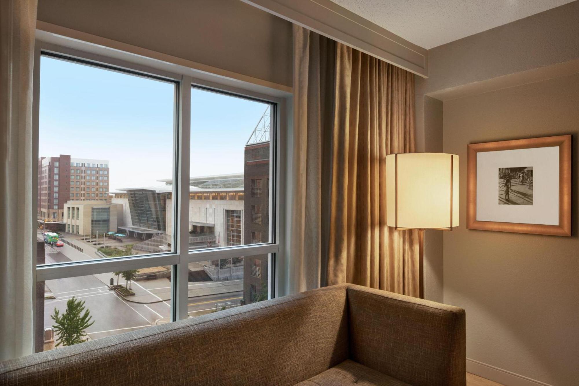 Sheraton Raleigh Hotel Kültér fotó